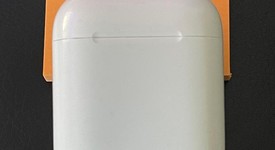 Used
													Apple AirPods 2nd Gen - Lightning Case, photo 2 of 5