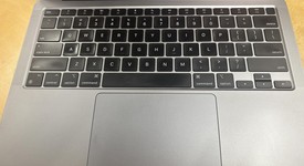 Good
													MacBook Air 2020 - 13" - Apple M1, Gray, 512 GB, 8 GB, photo 4 of 5