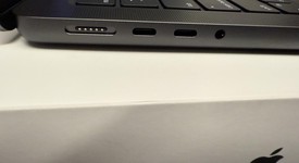 Mint
													MacBook Pro Late 2023 (M3) - 14" - Apple M3 Pro 12-core, Black, 1 TB, 18 GB, 18-core GPU, photo 2 of 8