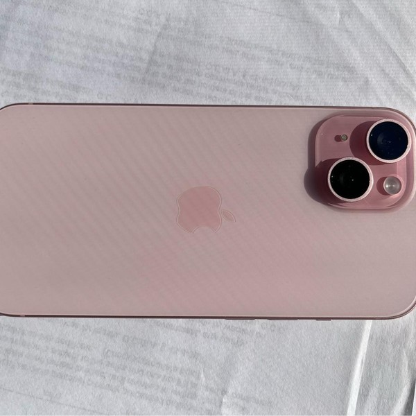 Apple iPhone 15 - Unlocked, 128 GB, Pink, A2846