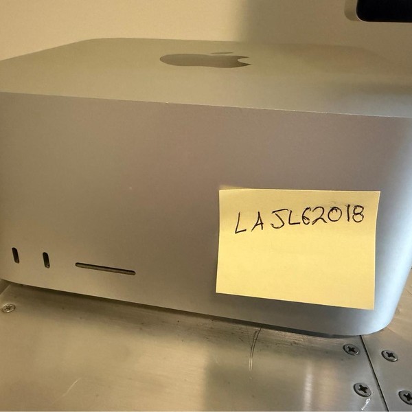 Mac Studio 2023 - 512 GB, 32 GB, Apple M2 Max, 30 Core GPU