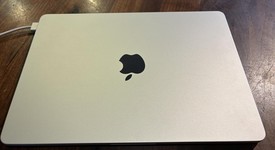 Mint
													MacBook Air 2024 (M3) - 13" - Apple M3, Starlight, 256 GB, 8 GB, 8-core GPU, photo 3 of 12