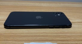 Fair
													Apple iPhone 11 - Unlocked, Black, 64 GB, A2111, photo 4 of 8