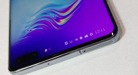 Mint
													Samsung Galaxy S10 5G - Verizon, Silver, 256 GB, 8 GB, SM-G977U, photo 3 of 8