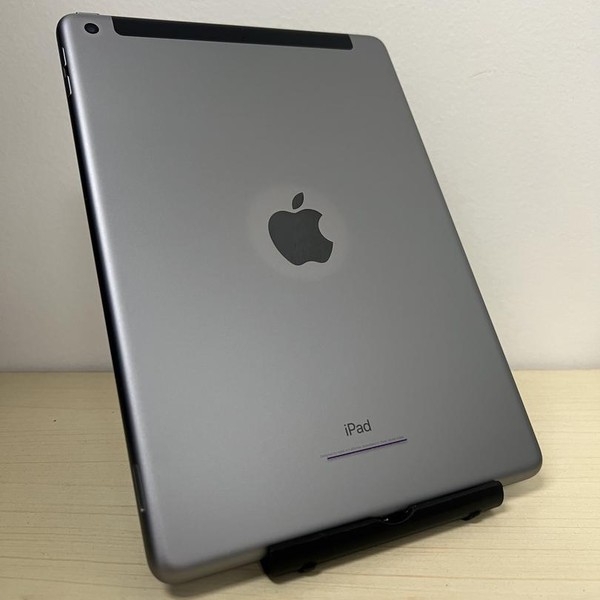 Apple iPad 6th Gen - Verizon, Gray, 32 GB, A1954