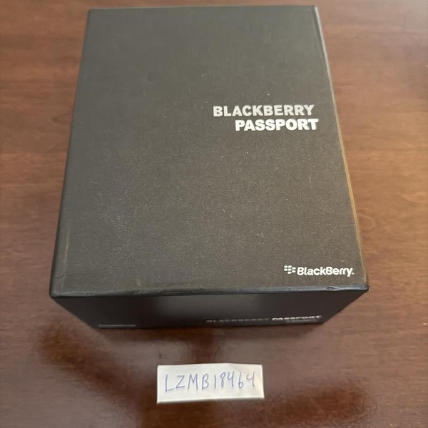Blackberry Passport - Unlocked, Black, 32 GB