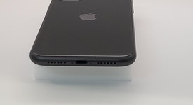 Mint
													Apple iPhone 11 - AT&T, Black, 64 GB, A2111, photo 4 of 7