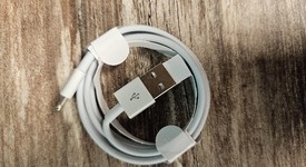 Good
													Apple iPhone 11 - Unlocked, Purple, 64 GB, A2111, photo 5 of 7