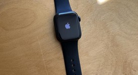 Mint
													Apple Watch Series 8 41mm - Unlocked, Midnight, A2772 - Cellular, Aluminum, photo 4 of 8