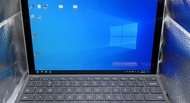 Fair
													Microsoft Surface Pro 5 (2017) - Unlocked, Silver, 256 GB, 8 GB, LTE, photo 1 of 12