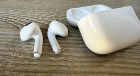 Used
													Apple AirPods 3rd Gen - MagSafe Case, photo 5 of 9