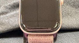Good
													Apple Watch Series 10 42mm - Unlocked, Rose Gold, A3001 - Cellular, Aluminum, photo 2 of 9