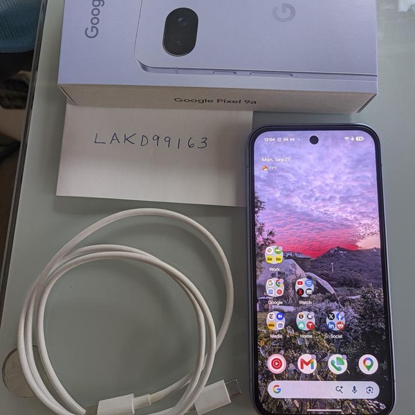 Google Pixel 9a - Unlocked, 128 GB, Iris, 8 GB