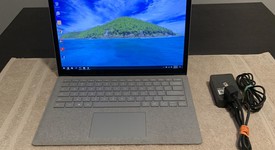Good
													Microsoft Surface Laptop 2 - I5, Platinum, 256 GB, 8 GB, photo 2 of 13