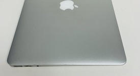 Fair
													MacBook Air 2017 - 13" - I5, Silver, 128 GB, 8 GB, photo 5 of 6