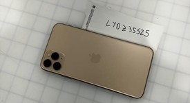 Good
													Apple iPhone 11 Pro Max - Unlocked, Gold, 64 GB, A2161, photo 3 of 7