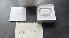 Used
													Apple AirPods Pro 1st Gen - Wireless Case, photo 1 of 4