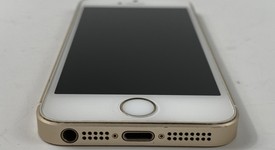 Fair
													Apple iPhone SE 1st Gen 2016 - Unlocked, Gold, 16 GB, A1723, photo 4 of 7