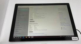 Good
													Microsoft Surface Pro 5 (2017) - Wi-Fi, Silver, 128 GB, 8 GB, photo 4 of 10