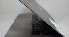 Good
													MacBook Pro 2016 (With Touch Bar) - 15" - Gray, 512 GB, 16 GB, photo 2 of 4