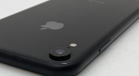 Good
													Apple iPhone Xr - Unlocked, Black, 64 GB, A1984, photo 4 of 7