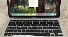 Good
													MacBook Air 2020 - 13" - I3, Silver, 256 GB, 8 GB, photo 1 of 8