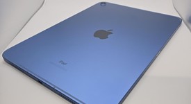 Mint
													Apple iPad 10th Gen - Unlocked, Blue, 64 GB, A2757, photo 4 of 8