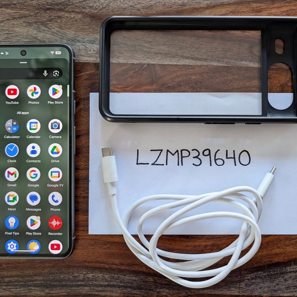 Google Pixel 8 - Unlocked, 128 GB, Hazel, 8 GB, G9BQD, Sub-6 5G