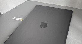 Good
													Apple iPad 9th Gen - Unlocked, Gray, 64 GB, A2603, photo 6 of 6