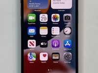 Apple iPhone 13