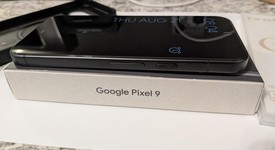 Mint
													Google Pixel 9 - Unlocked, Obsidian, 128 GB, 12 GB, G2YBB, photo 5 of 11