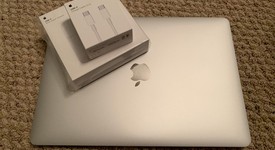 Good
													MacBook Pro 2017 (With Touch Bar) - 13" - Silver, 256 GB, 16 GB, photo 2 of 16