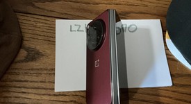 Mint
													OnePlus Open - Unlocked, Red, 1 TB, 16 GB, Apex Edition, photo 4 of 12
