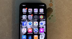 Mint
													Apple iPhone X - Xfinity, Gray, 64 GB, A1865, photo 1 of 9