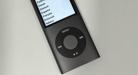 Mint
													Apple iPod Nano 4th Gen - Black, 16 GB, photo 2 of 5