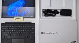 Mint
													Microsoft Surface Pro 7 - I3, Platinum, 128 GB, 4 GB, photo 1 of 7