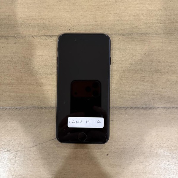 Apple iPhone SE 3rd Gen 2022 - Unlocked, 64 GB, Midnight, A2595