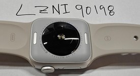Good
													Apple Watch SE 2nd Gen 40mm - Silver, A2722 - GPS, Aluminum, photo 3 of 16