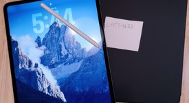 Good
													Apple iPad Pro 13" (M5) 2025 - Wi-Fi, Apple M5 9-Core, Space Black, 256 GB, A3360, Standard Glass, photo 1 of 11