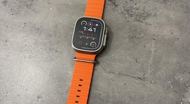 Mint
													Apple Watch Ultra 49mm - Unlocked, Titanium, A2622, photo 4 of 8