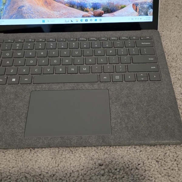 Microsoft Surface Laptop 4 - 256 GB, Platinum, 16 GB, AMD Ryzen 5, 13.5 inch