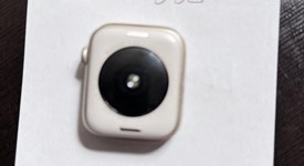 Good
													Apple Watch SE 2nd Gen 44mm - Unlocked, Starlight, A2727 - Cellular, Aluminum, photo 5 of 6