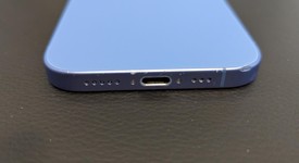 Good
													Apple iPhone 16 - Unlocked, Ultramarine, 256 GB, A3081, photo 5 of 9