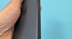 Mint
													Apple iPhone 17 - Cricket, Black, 256 GB, A3258, photo 3 of 6