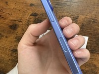 Apple iPhone 16