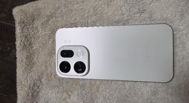 Mint
													Oppo Find X9 Pro - Unlocked Non-US, Silk White, 512 GB, 16 GB, photo 2 of 18