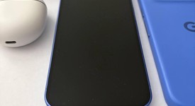 Mint
													Google Pixel 10 - Unlocked, Indigo, 128 GB, GLBW0, photo 2 of 9