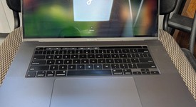 Good
													MacBook Pro 2019 - 16" - I7, Gray, 512 GB, 16 GB, photo 4 of 9
