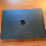 Good MacBook Air 2022 (M2) - 13 inch - 512 GB, Midnight, 8 GB, Apple M2