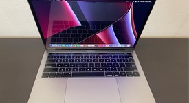 Mint
													MacBook Pro 2018 (With Touch Bar) - 13" - I5, Gray, 256 GB, 8 GB, photo 5 of 10